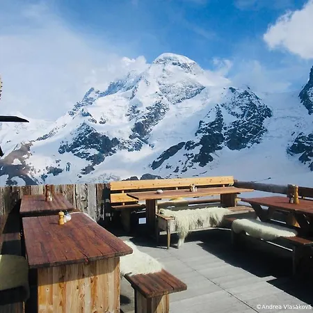 3030 Gandegg, Gandegghütte